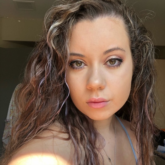 allypoulin14